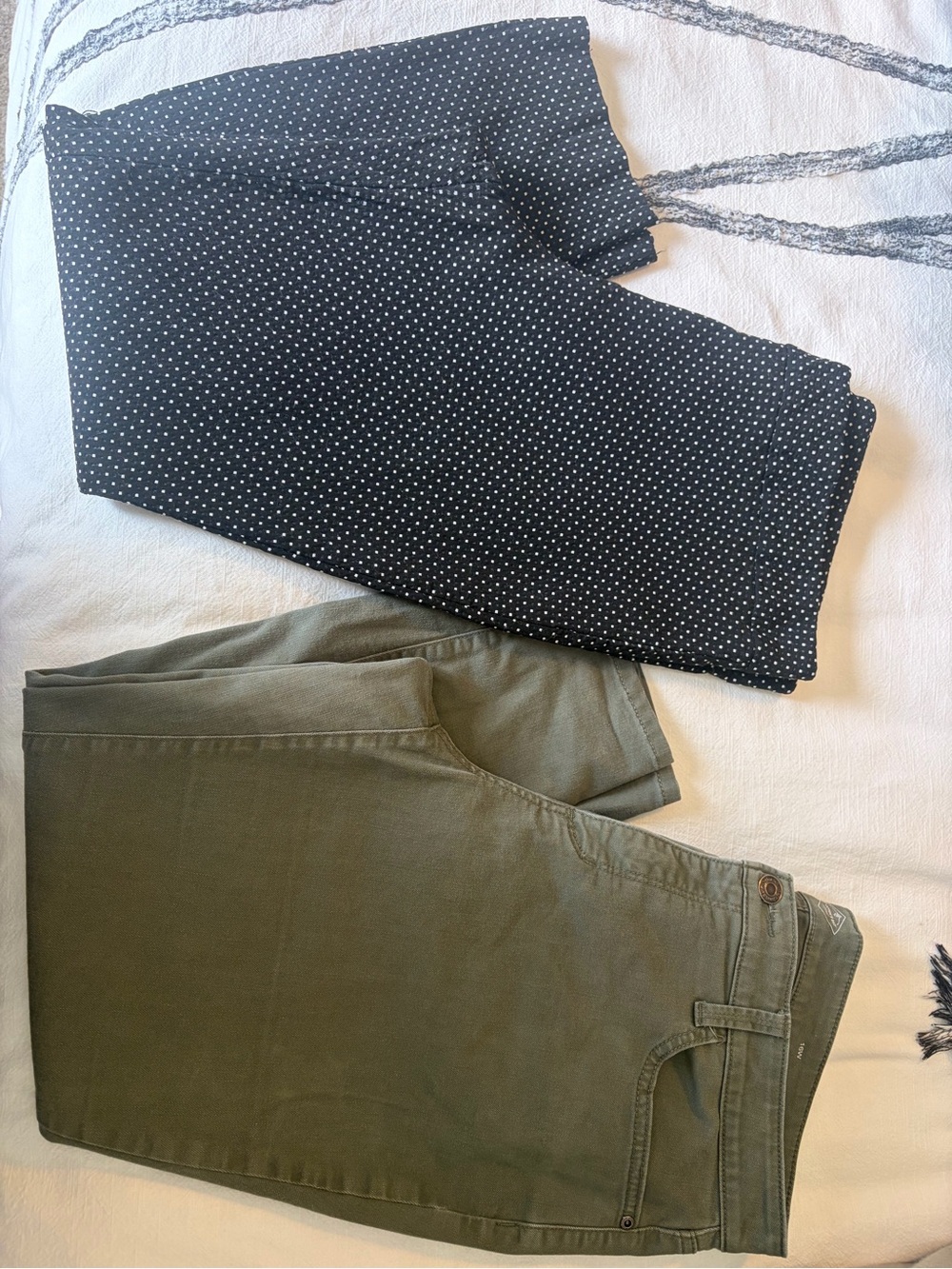 Ladies Crop Length Pants